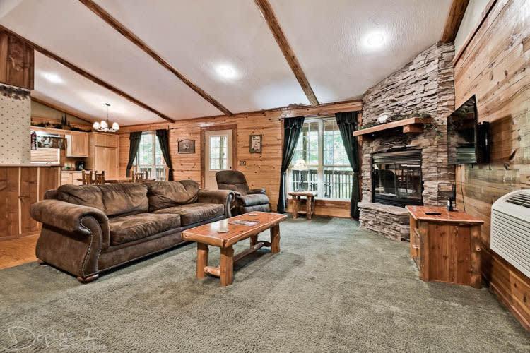 Secluded 2 Story Cabin Pool Wifi Smart Tvs Eureka Springs Buitenkant foto